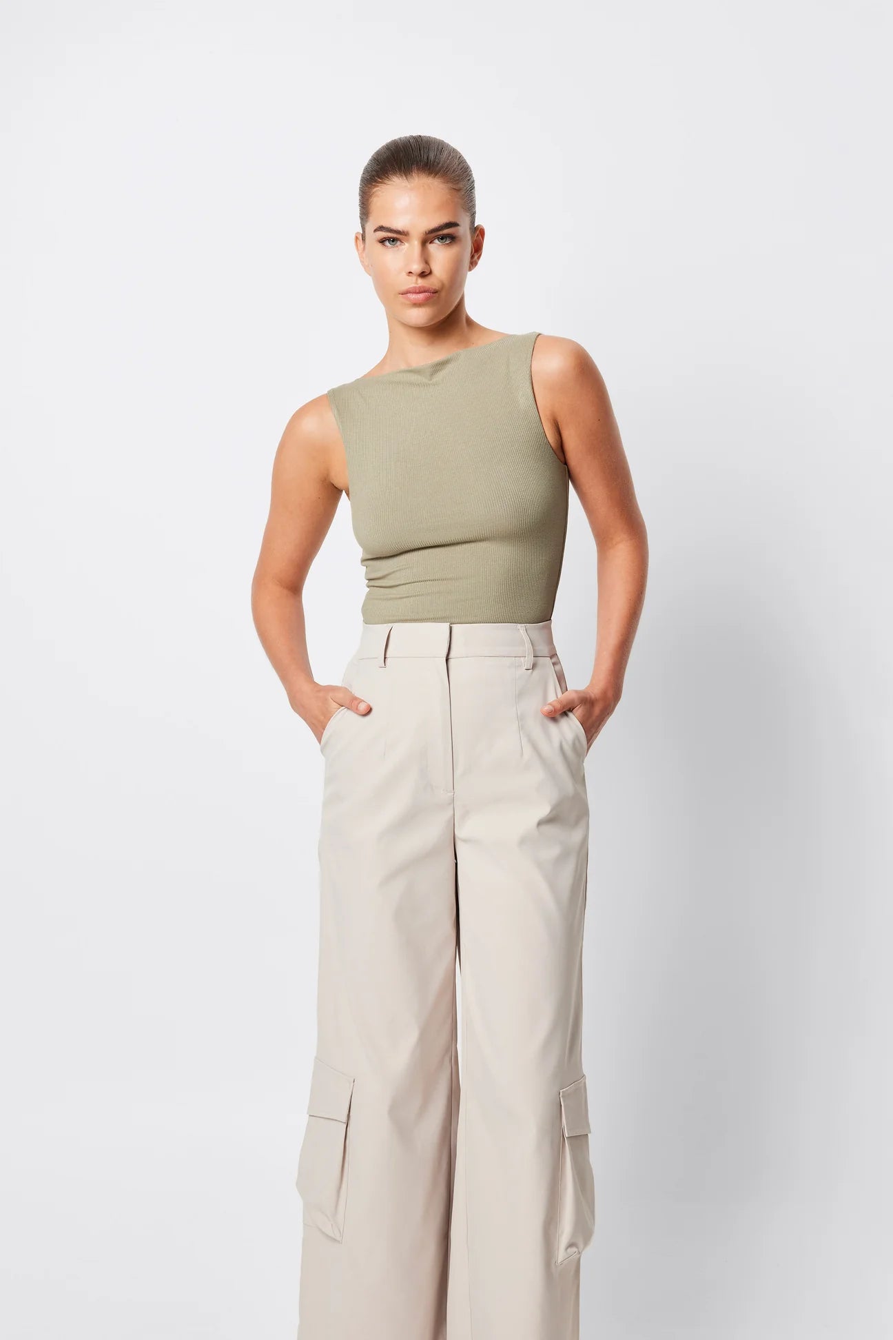 Aries Top - Khaki